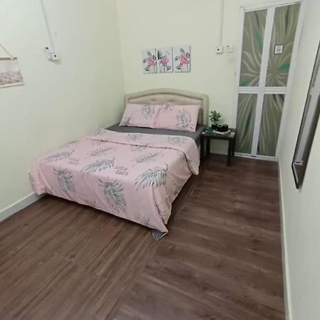 Roomstay Kuala Nerus Gated Parking - 6M To Beach & 15M To Drawbridge Kuala Terengganu Luaran gambar