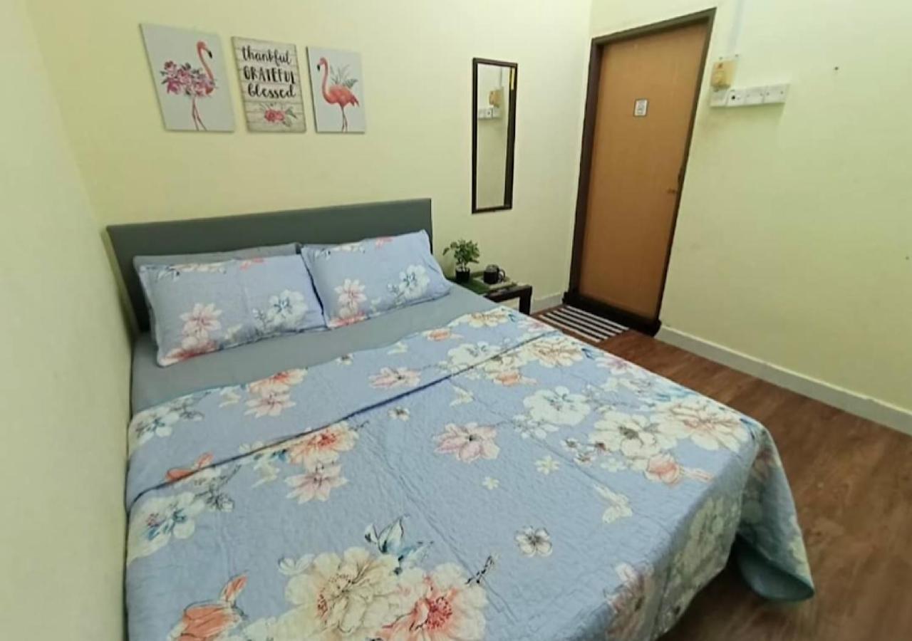 Roomstay Kuala Nerus Gated Parking - 6M To Beach & 15M To Drawbridge Kuala Terengganu Luaran gambar